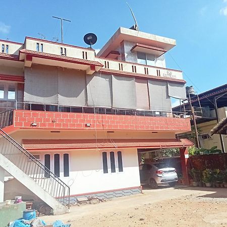 Eshwarkrupa Homestay Madikeri Zewnętrze zdjęcie